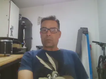 Cam4 Free Porn Cam of ksldiscretinhos