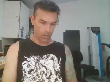 Cam4 Free Porn Cam of ksldiscretinhos