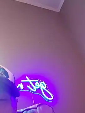 Cam4 Nude Webcam of PippyLongDickin