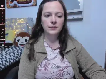 Cam4 Live Porn of SharonWar1