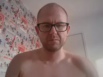 Cam4 Adult Video Chat of agentbravo