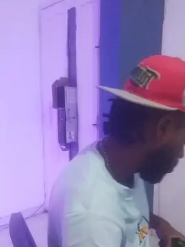 Cam4 Free Live Porn of BenthBlack1