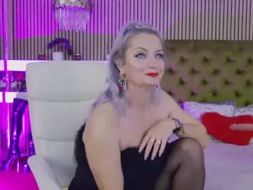 Cam4 Private Sex Chat of LadyTouch4u