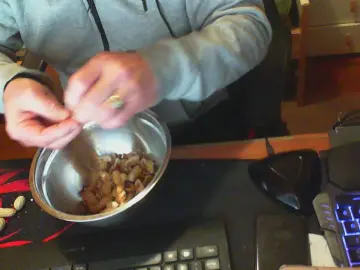 Cam4 Live Sex of mik1970sexy1