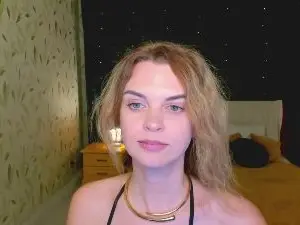 Cam4 Live Sex of LunaFlinn