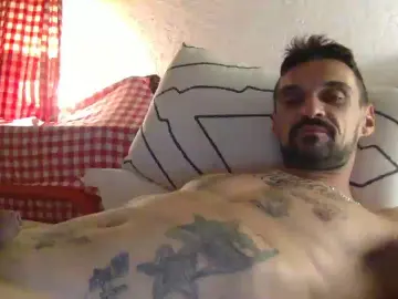 Cam4 Live Porn of Roa87