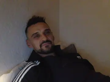 Cam4 Free Porn Cam of Roa87