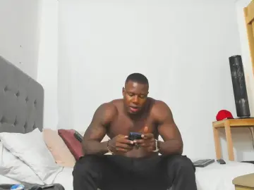 Cam4 Sex Chat of ErikJackson35