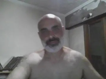 Cam4 Free Live Porn of Guilloxx3