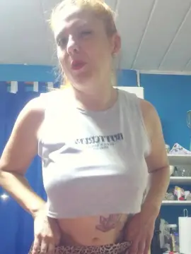 Cam4 Live Porn of dullcesitalove2