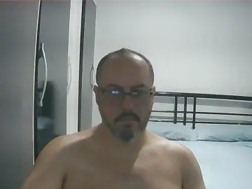 Cam4 Free Live Porn of Patrick_russel