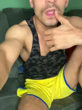 Cam4 Live Sex of alessand21