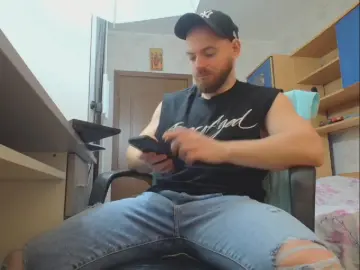 Cam4 Watch Live Sex Cams of Ryanstone_