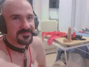 Cam4 Nude Webcam of cadelinha19