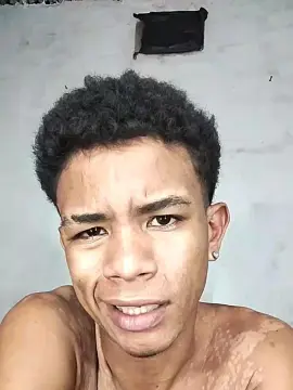 Cam4 Live Porn of blackmamba24cm5