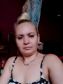 Cam4 Adult Webcam of elie64