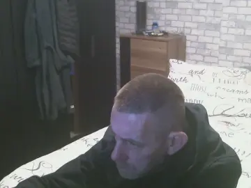 Cam4 Watch Live Sex Cams of Mafkees055