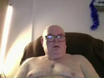 Cam4 Adult Video Chat of robinal