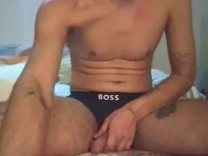 Cam4 Nude Webcam of Alerunner_