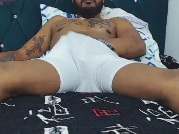 Cam4 Free Porn Cam of BladeHot_