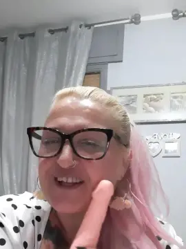 athena80_sexy from cam4