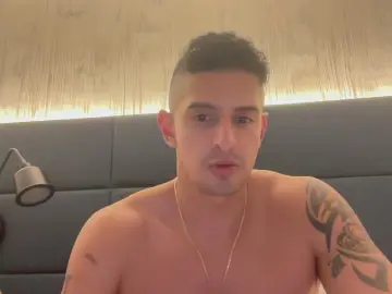 Cam4 Nude Webcam of way2hornii