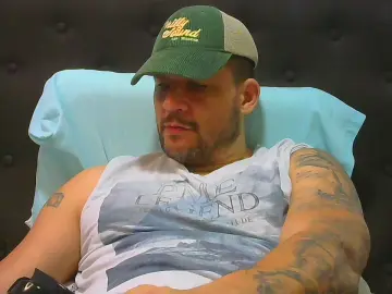 Cam4 Live Sex Cam of altenori112