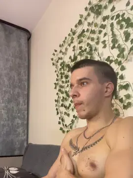 Cam4 Free Live Porn of bravo_maestro