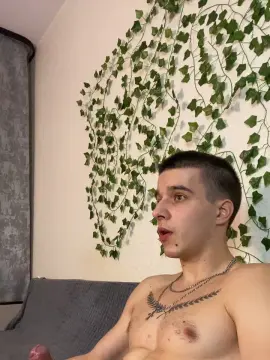 Cam4 Sex Cam of bravo_maestro