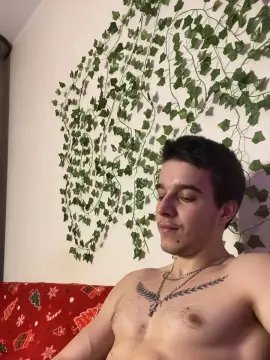 Cam4 Free Porn Cam of bravo_maestro