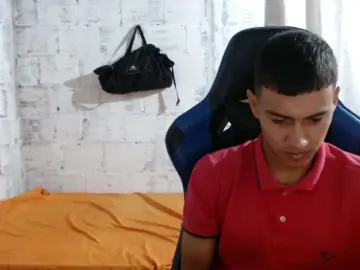 Cam4 Nude Webcam of flacolatind