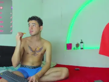 Cam4 Sex Cam of liaam_mendoza