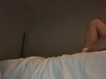 Cam4 Free Live Porn of AMSboy25