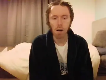 Cam4 Free Live Porn of bornfree23