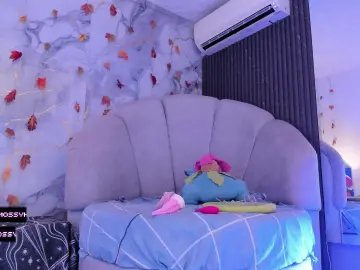 Katemoss69 from cam4