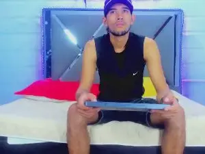 Cam4 Live Sex Cam of UnitedSoul