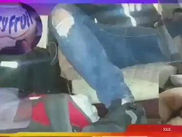 Cam4 Private Sex Chat of Yanirapareja