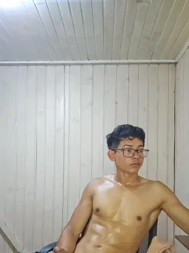 Cam4 Nude Webcam of IsaacVnz