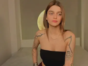 Cam4 Live Porn of VivanLubbs