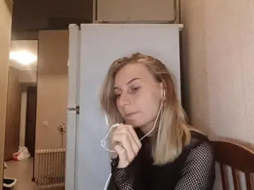 Cam4 Best Webcam of YvonneCrowley