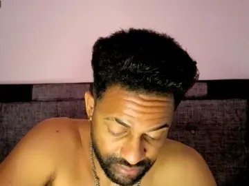 Cam4 Watch Live Sex Cams of bbcblackhot33