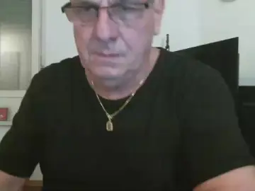 Cam4 Free Live Porn of nikista