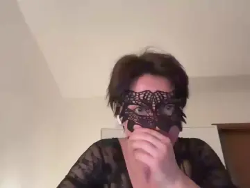 Cam4 Live Sex Cam of Hottiecri