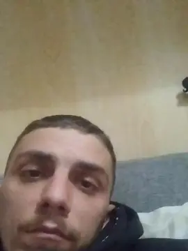 Cam4 Free Live Porn of monstercock244