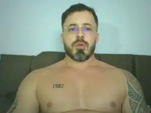 Cam4 Private Sex Chat of Alers87