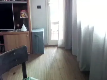 Cam4 Private Sex Chat of Laurasexytra