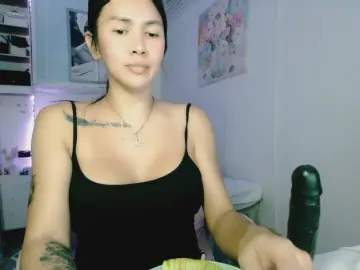 Cam4 Free Porn Cam of RiriStarr