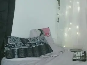 Cam4 Adult Video Chat of lishainparis18