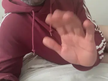 Cam4 Free Porn Cam of BobbyRobson777