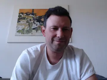 Cam4 Private Sex Chat of HandsomeGuy1983